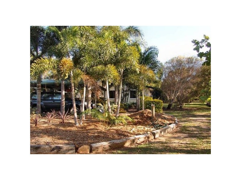 2 Lorne Court
TOOLAKEA BEACH, Bluewater QLD 4818