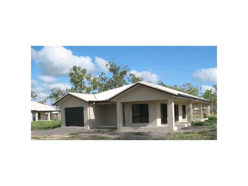 16 TOKARA COURT, Kelso QLD 4815