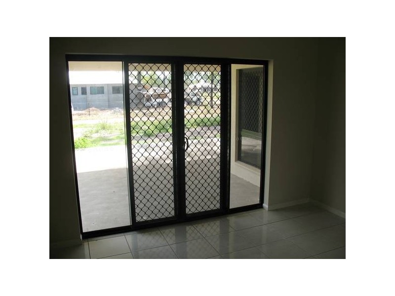 16 TOKARA COURT, Kelso QLD 4815