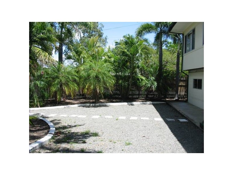 18 Sabadell Street, Kirwan QLD 4817