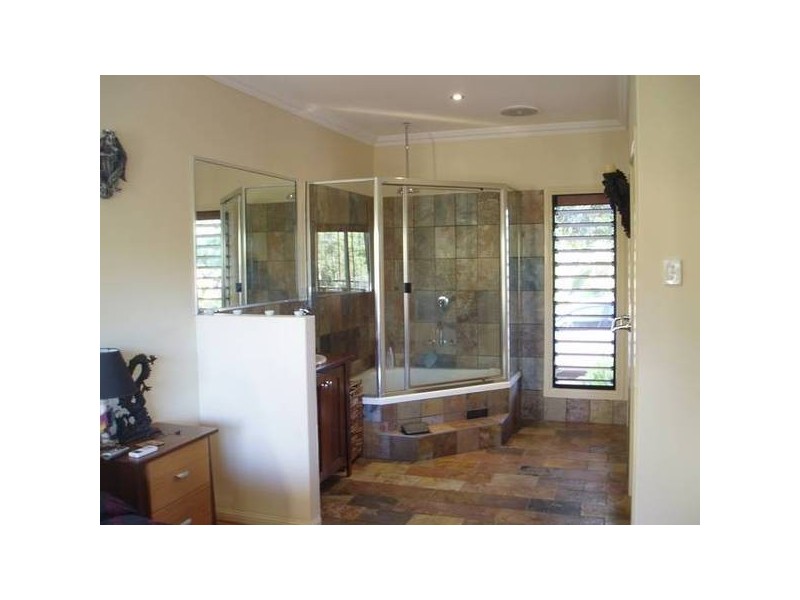 350 FORESTRY RD, Bluewater QLD 4818