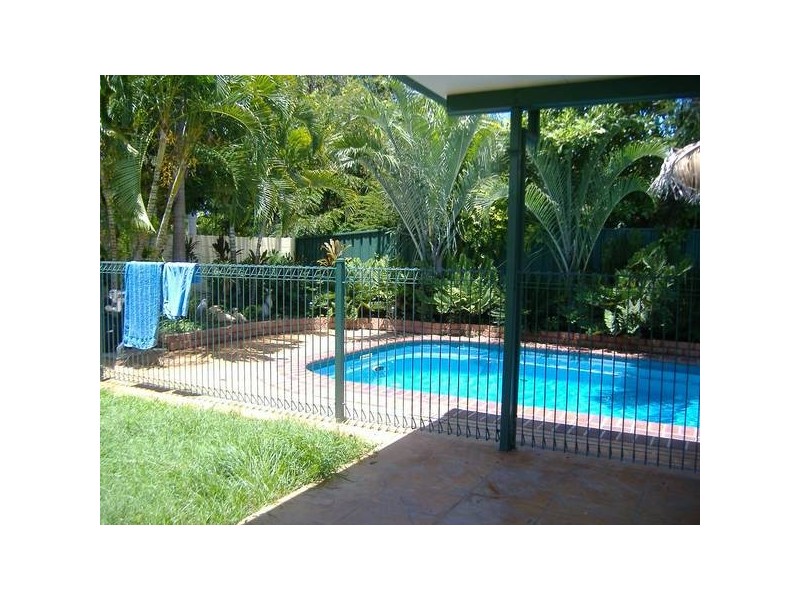 1 EATON CRES, Kirwan QLD 4817