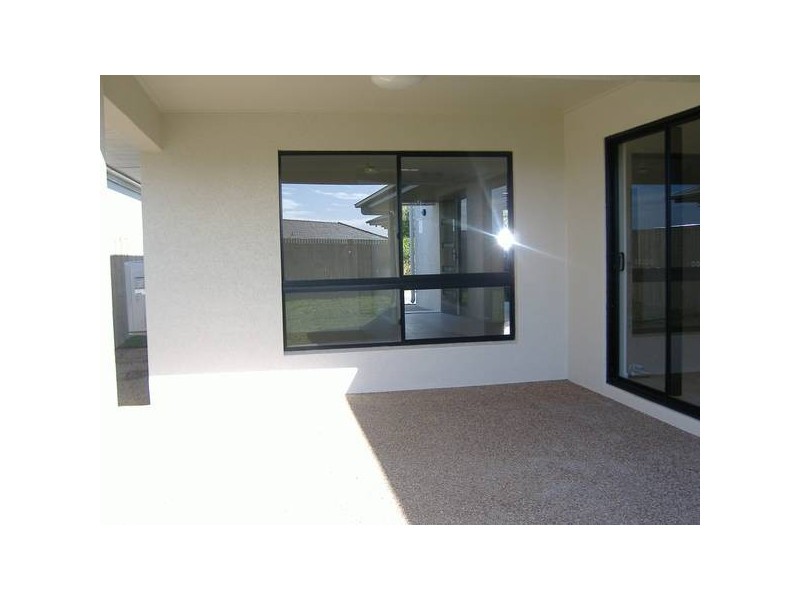 228 FRESHWATER RD RIVERSIDE GARDENS, Douglas QLD 4814