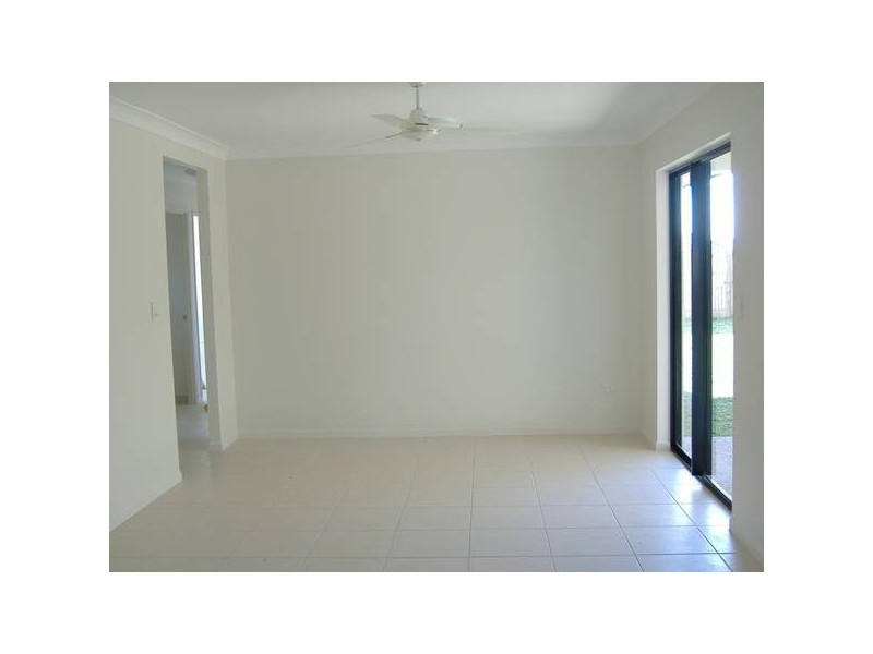 228 FRESHWATER RD RIVERSIDE GARDENS, Douglas QLD 4814