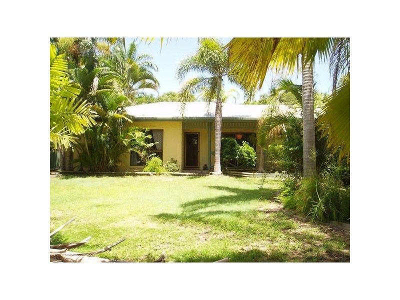 119 COUTTS DRIVE BUSLAND BEACH, Townsville QLD 4810