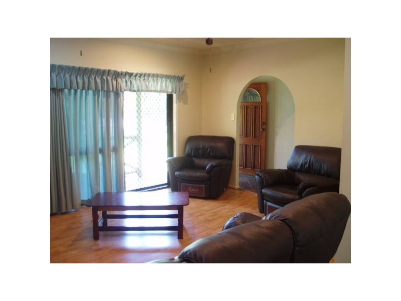 119 COUTTS DRIVE BUSLAND BEACH, Townsville QLD 4810