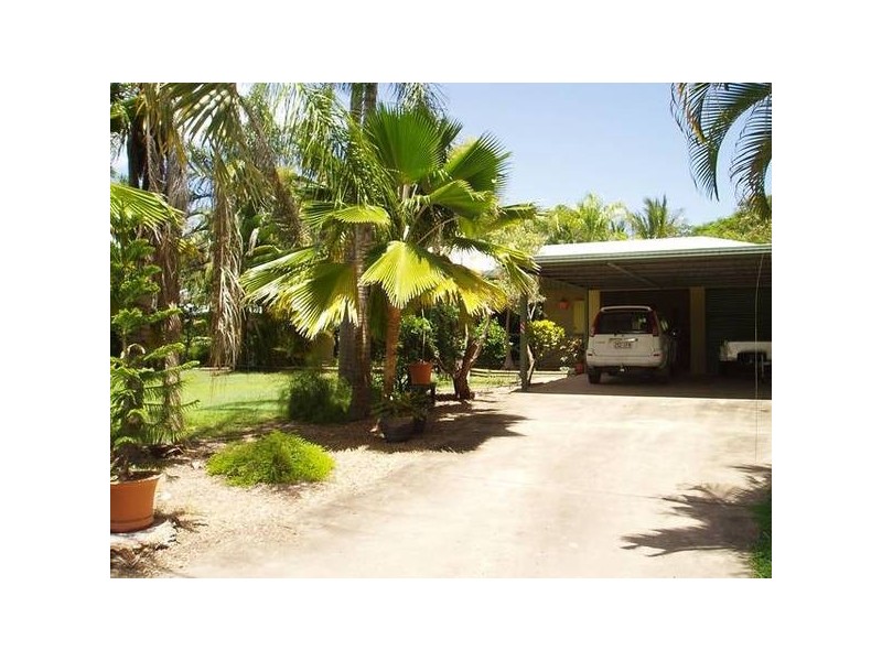 119 COUTTS DRIVE BUSHLAND BEACH, Bushland Beach QLD 4818