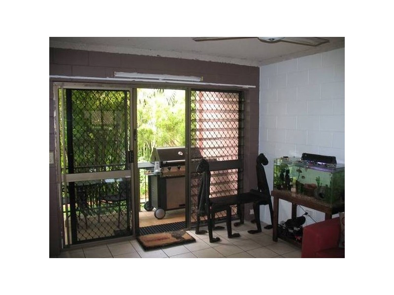 6/25 Roberts Street, Hermit Park QLD 4812