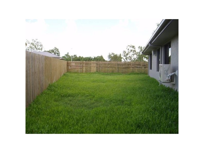 8 BLUE WREN DRIVE ROSEWOOD ESTATE KELSO, Townsville QLD 4810