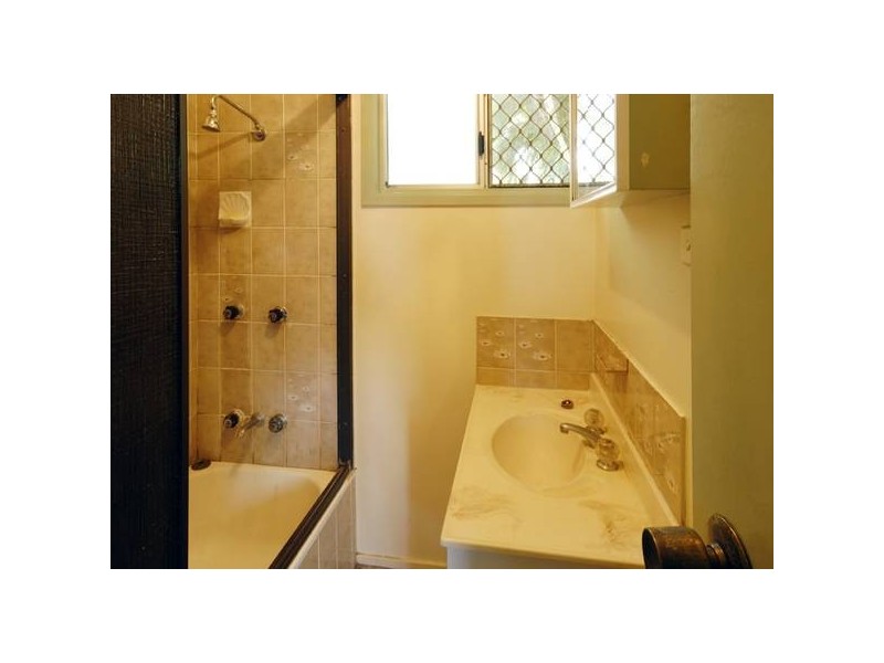 10 Maria Street, Townsville QLD 4810