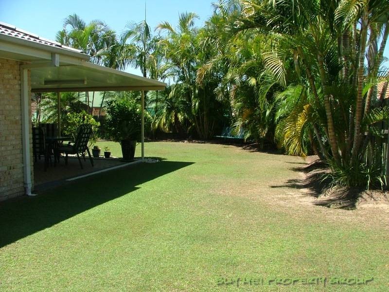 57 Ontario Cres, Parkinson QLD 4115