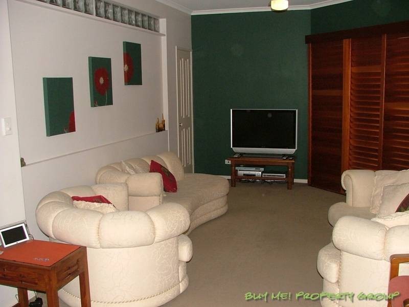 57 Ontario Cres, Parkinson QLD 4115