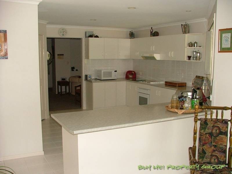 57 Ontario Cres, Parkinson QLD 4115