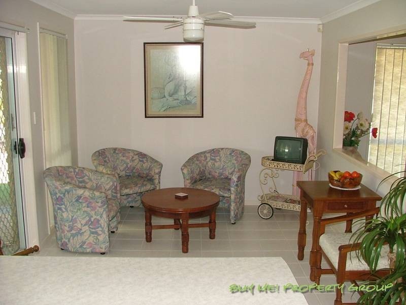 57 Ontario Cres, Parkinson QLD 4115