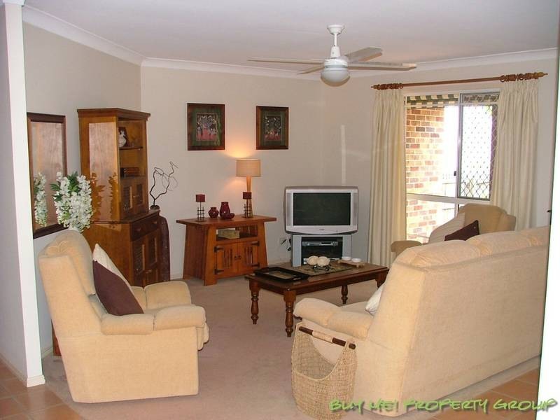 2 Andree Place, Wishart QLD 4122