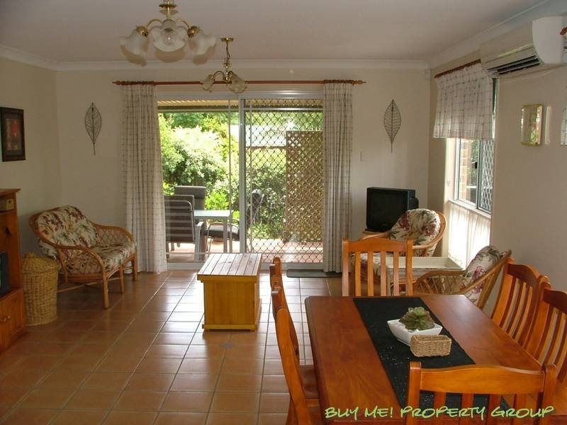2 Andree Place, Wishart QLD 4122