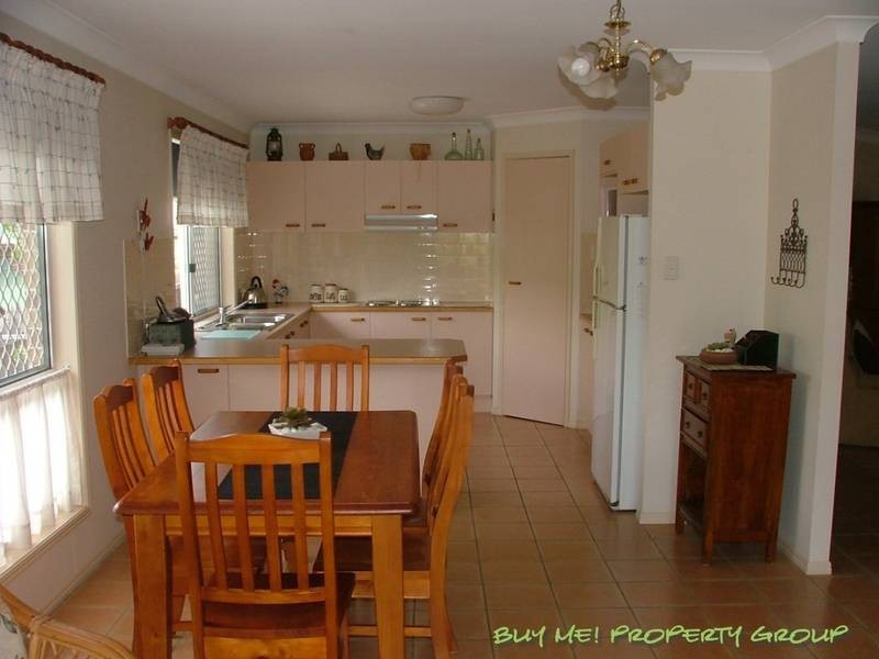 2 Andree Place, Wishart QLD 4122