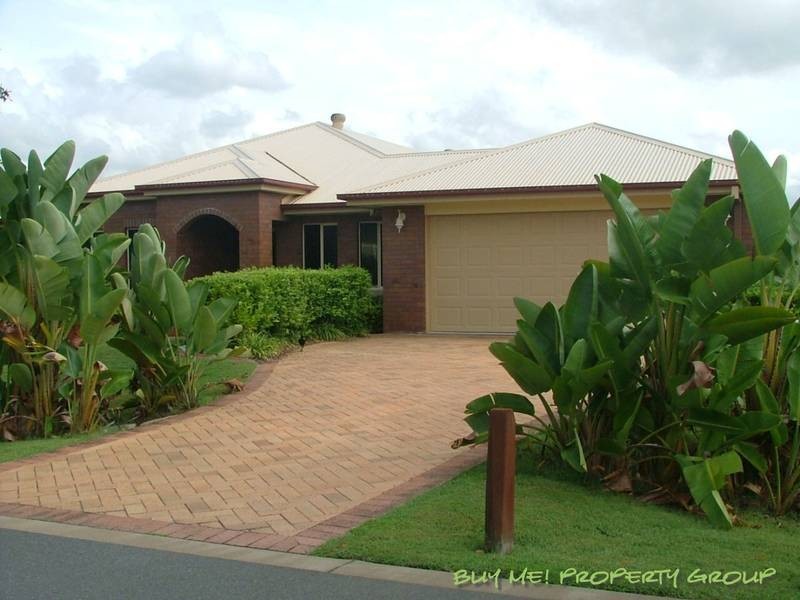 8 Watarrka Drive, Parkinson QLD 4115