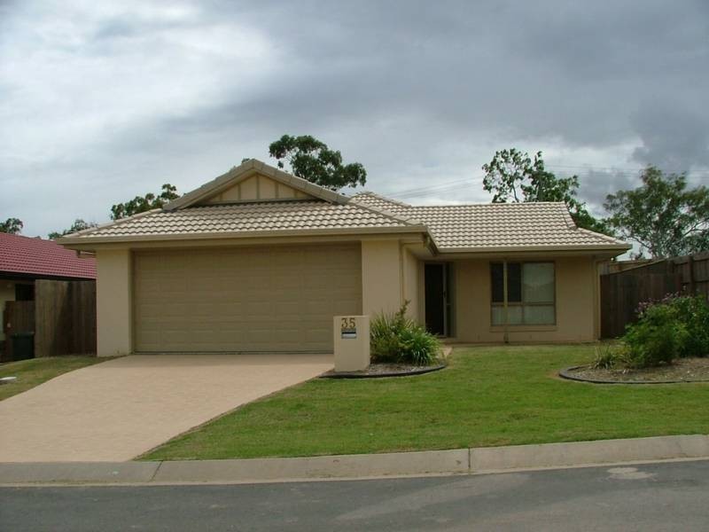 35 Dart Place, Parkinson QLD 4115