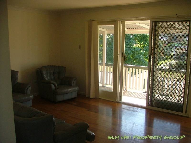 18 Nagle St, Upper Mount Gravatt QLD 4122