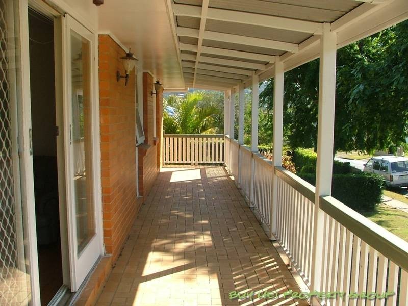 18 Nagle St, Upper Mount Gravatt QLD 4122