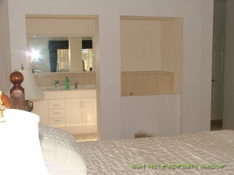 27 Cormorant Close, New Beith QLD 4124