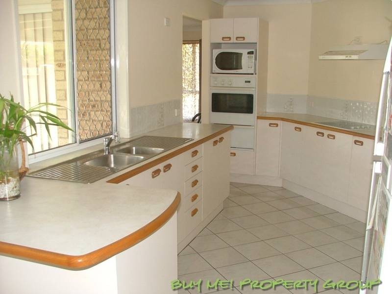 16 Chelsea St, Runcorn QLD 4113