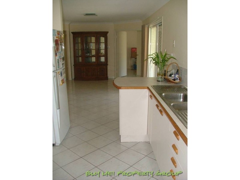 16 Chelsea St, Runcorn QLD 4113