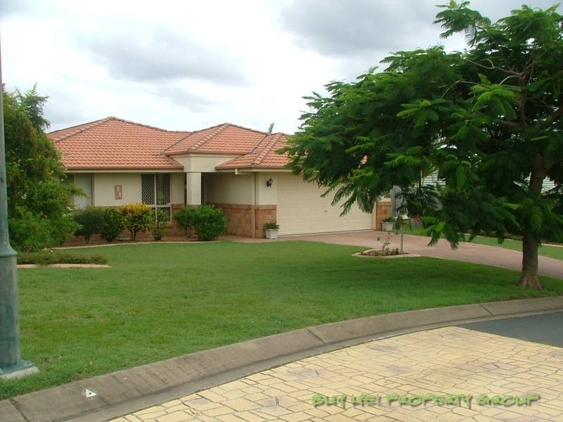 9 Swanbrook Pl, Parkinson QLD 4115