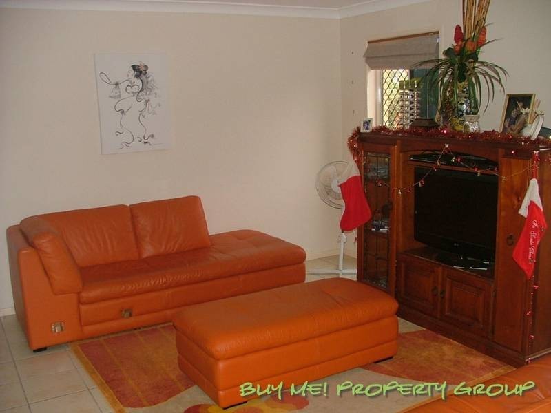 10 Semper Place, Calamvale QLD 4116