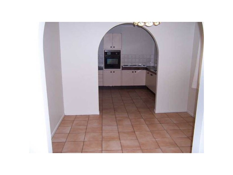 Dryade Street, Regents Park QLD 4118