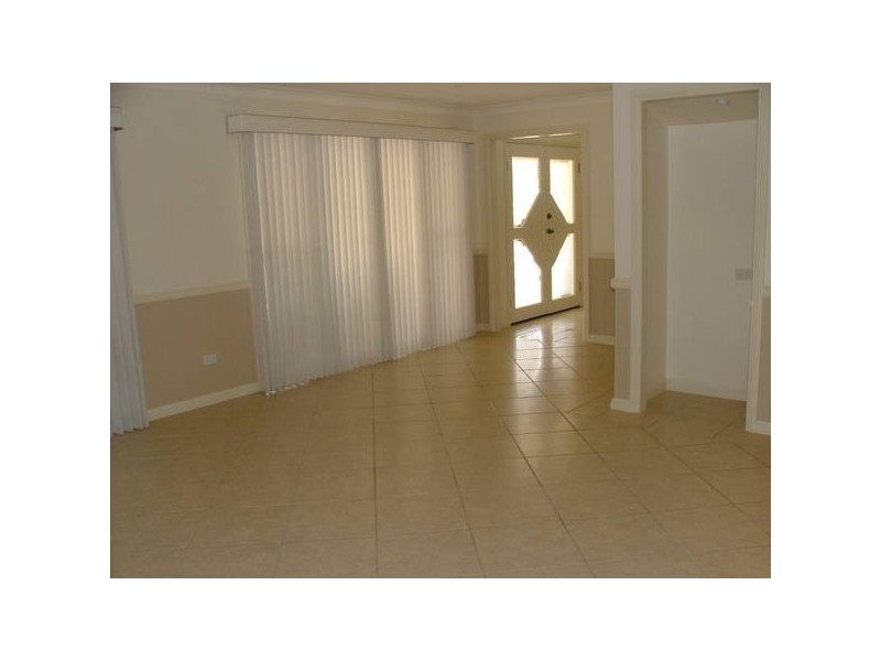 30 Taronne Street, Carindale QLD 4152