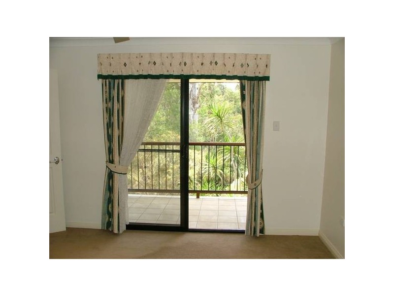 30 Taronne Street, Carindale QLD 4152