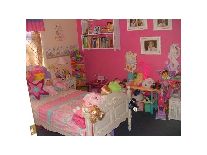 8 Mitchell Place, Parkinson QLD 4115