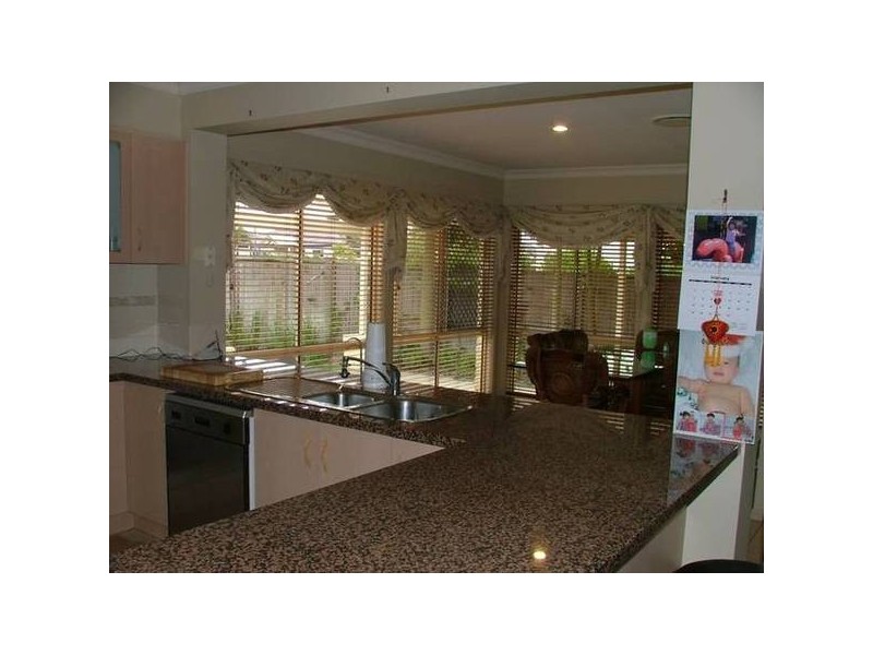 61 Mayfair Place, Stretton QLD 4116