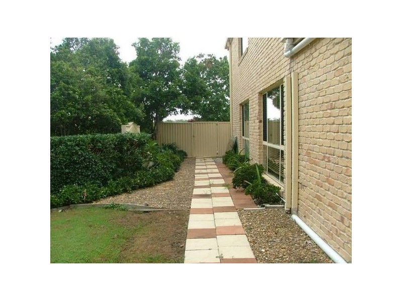 61 Mayfair Place, Stretton QLD 4116