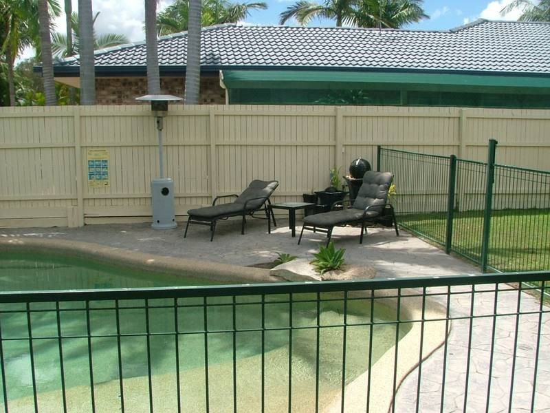 21 Como Place, Parkinson QLD 4115