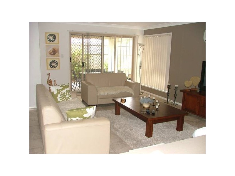 11 Mead Place, Calamvale QLD 4116