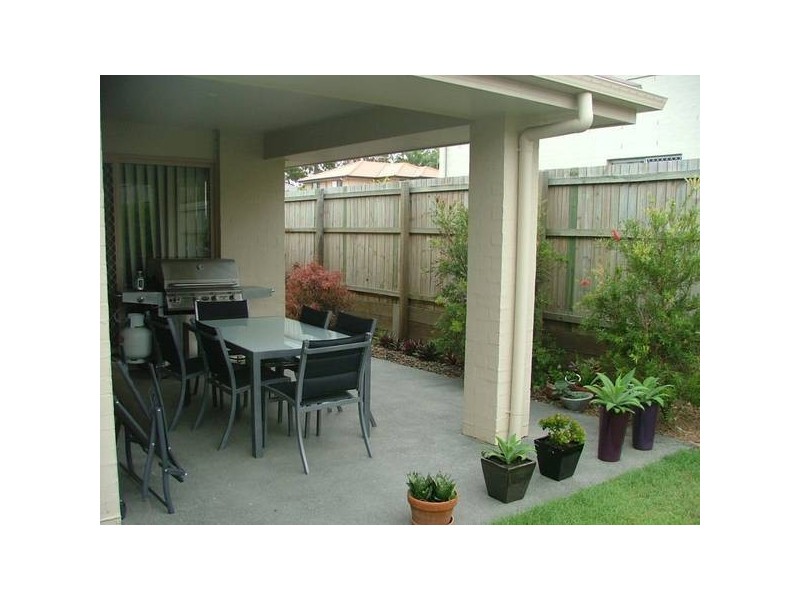 11 Mead Place, Calamvale QLD 4116