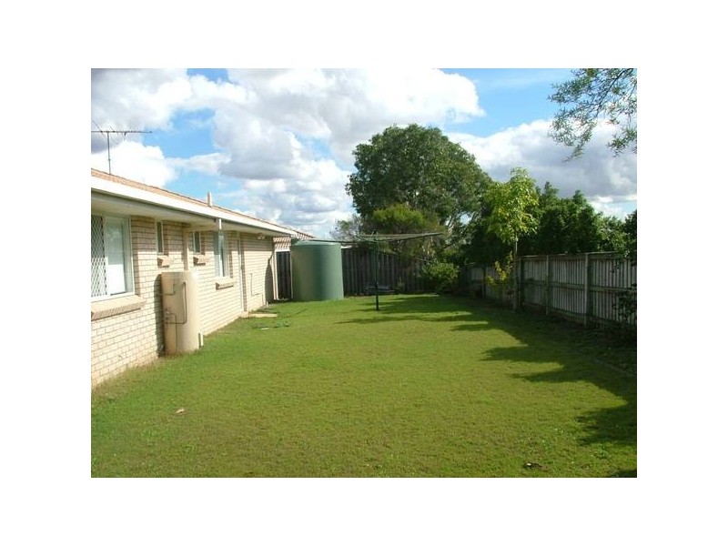 22 Moneghetti Place, Calamvale QLD 4116