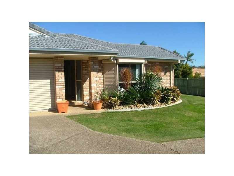 7 Mooloolah Court, Hillcrest QLD 4118