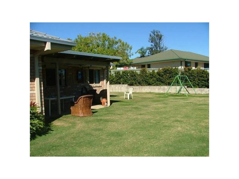 7 Mooloolah Court, Hillcrest QLD 4118