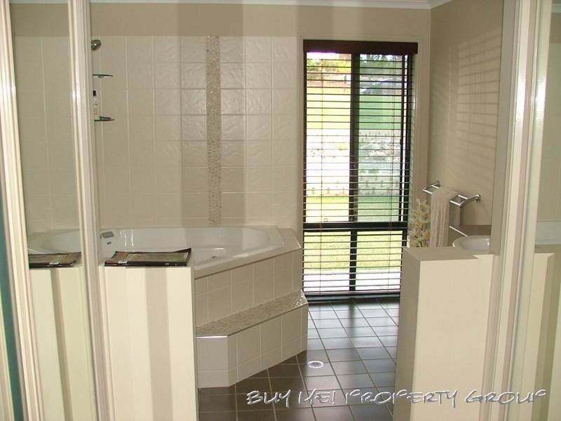 56 Bellbird Drive, Greenbank QLD 4124