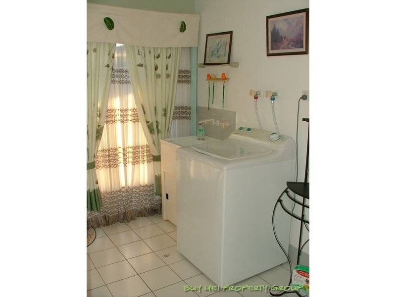 15 Basie Court, Browns Plains QLD 4118