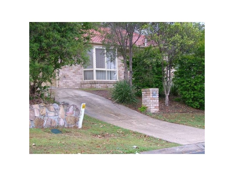 10 Isaac Court, Hillcrest QLD 4118