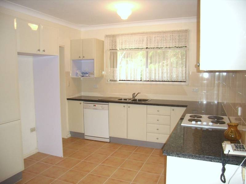 10 Paragon Drive, North Rocks NSW 2151