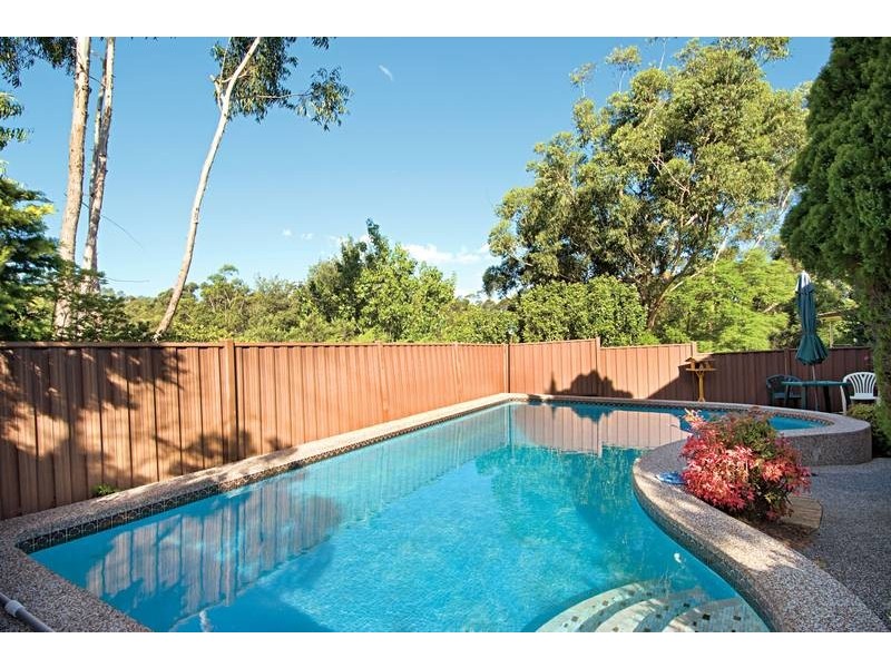 2 HIGHCLERE CRESCENT, North Rocks NSW 2151