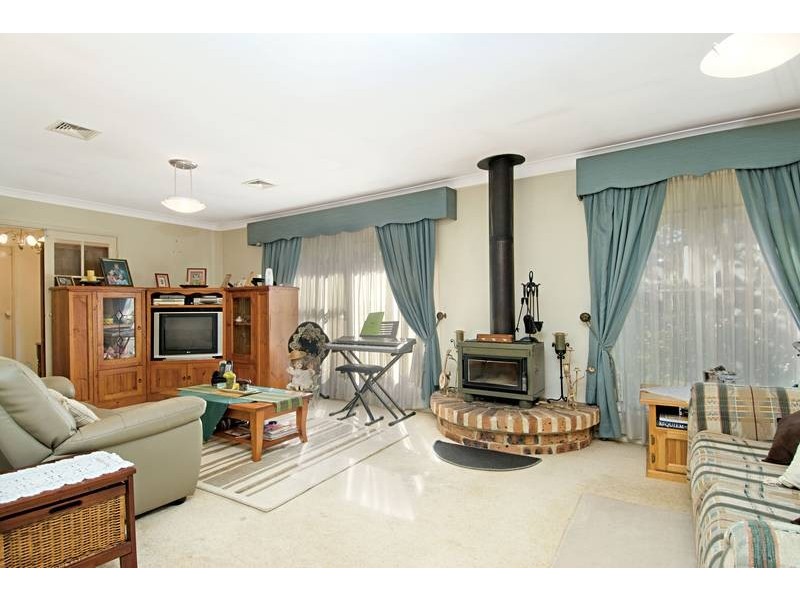 2 HIGHCLERE CRESCENT, North Rocks NSW 2151