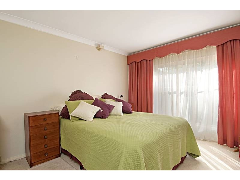 2 HIGHCLERE CRESCENT, North Rocks NSW 2151