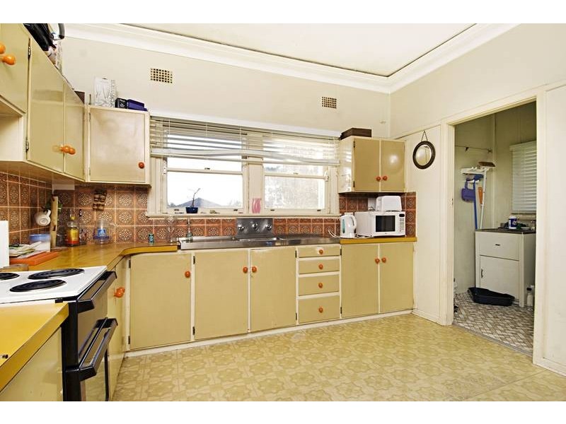 37 Trumble Avenue, Ermington NSW 2115